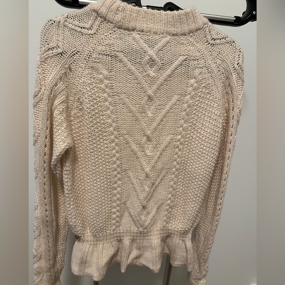 Cute white wool and polyester top - Picture 3 of 6